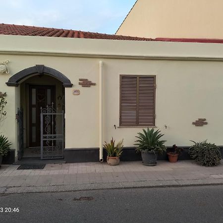 Casa Vacanze Antonella Oristano Esterno foto