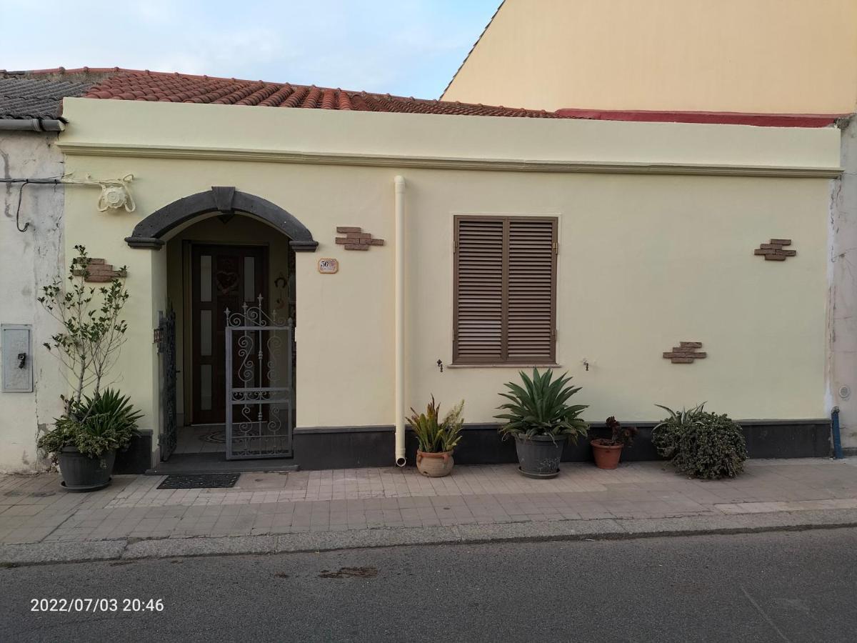 Casa Vacanze Antonella Oristano Esterno foto